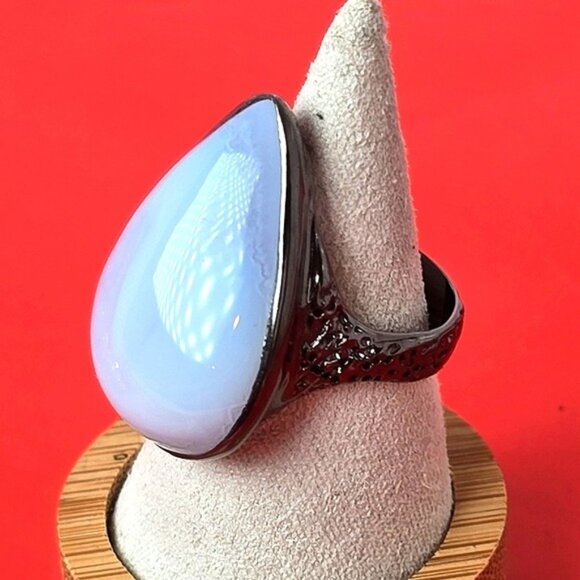 Hand Made 925 Sterling Silver Ring Size 7.75 with 40 ct Natural Chalcedony - Picture 12 of 13